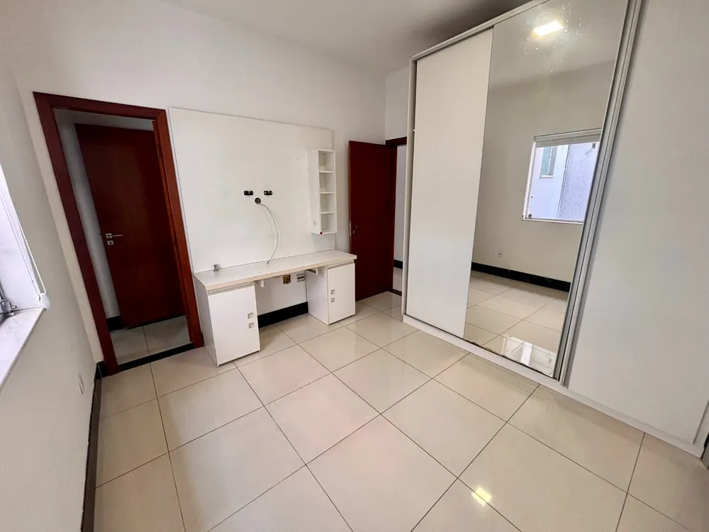 Casa, 5 quartos, 257 m² - Foto 12