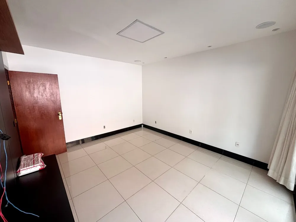 Casa, 5 quartos, 257 m² - Foto 3