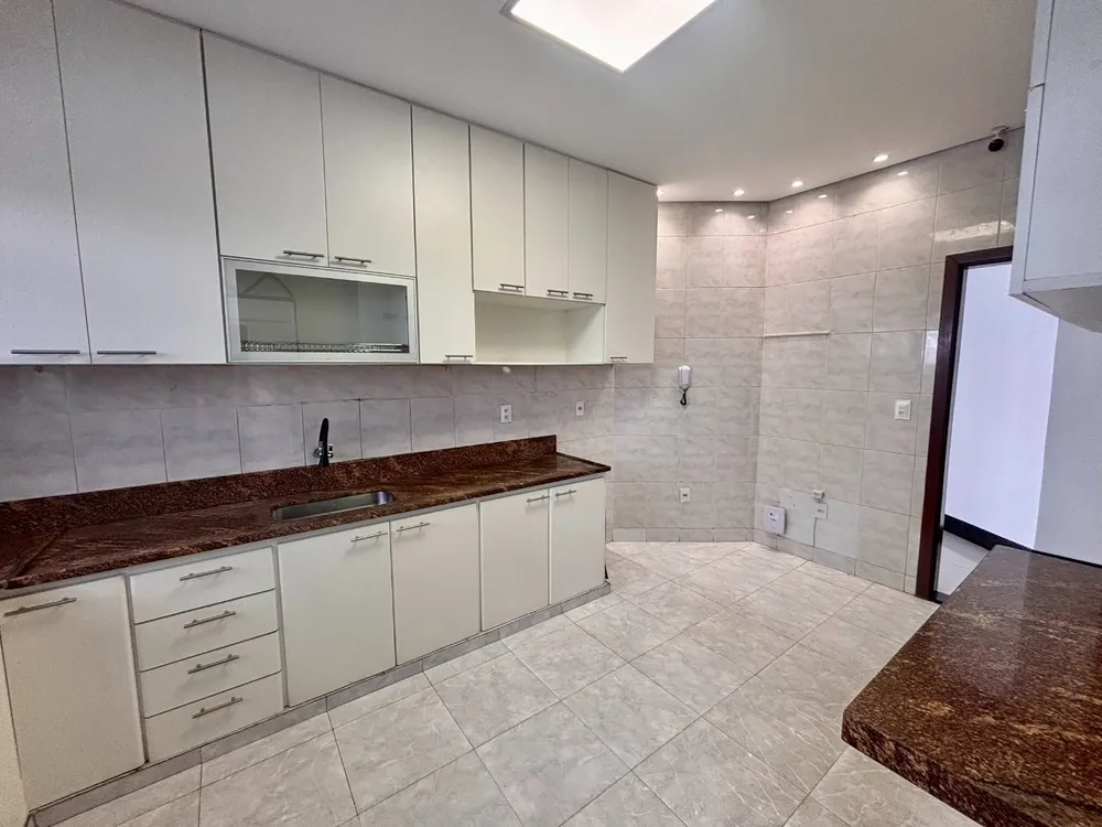 Casa, 5 quartos, 257 m² - Foto 8