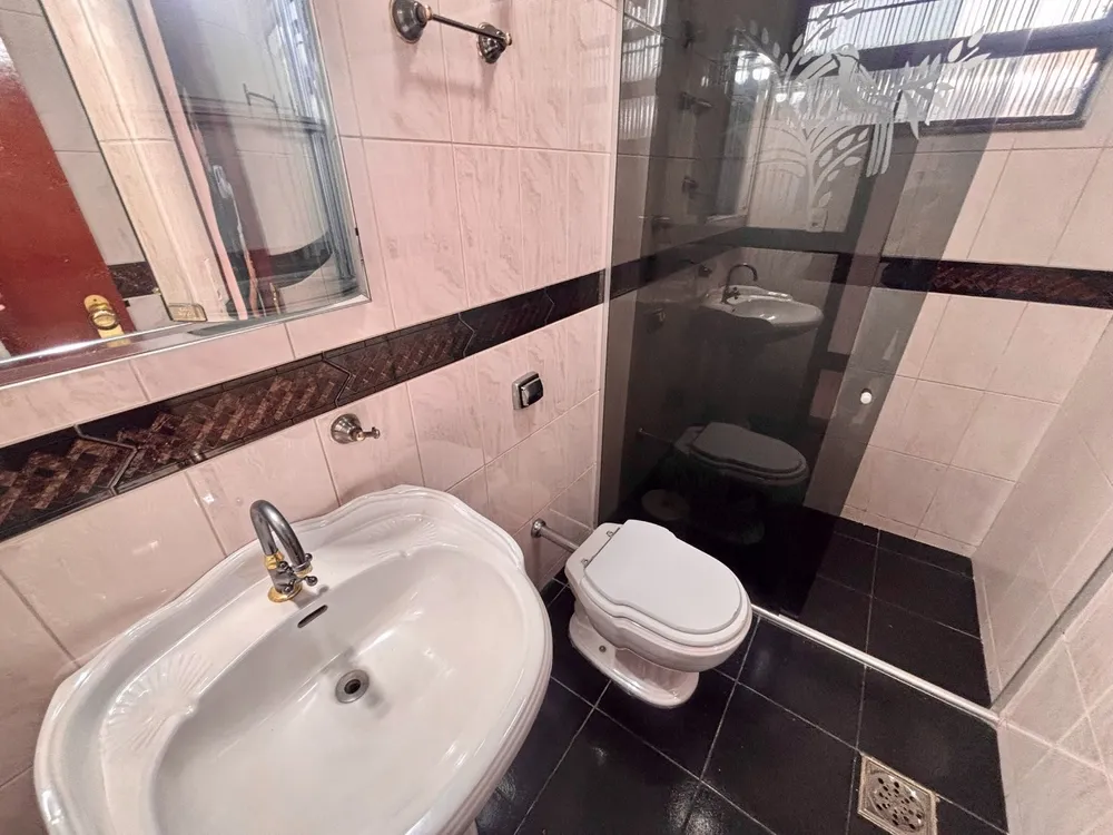 Casa, 5 quartos, 257 m² - Foto 9