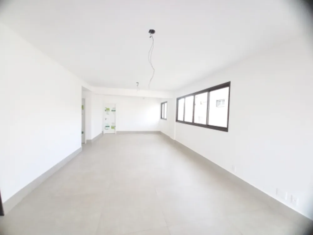 Apartamento, 3 quartos, 1200 m² - Foto 2