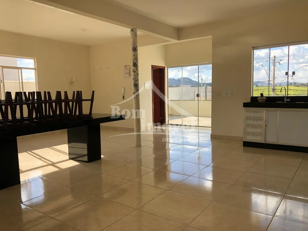 Casa, 2 quartos, 200 m² - Foto 11