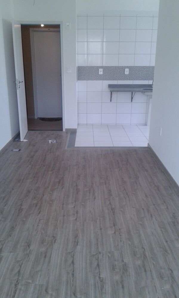 Apartamento à venda com 2 quartos, 70m² - Foto 1