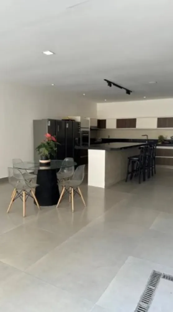 Casa, 3 quartos, 360 m² - Foto 9