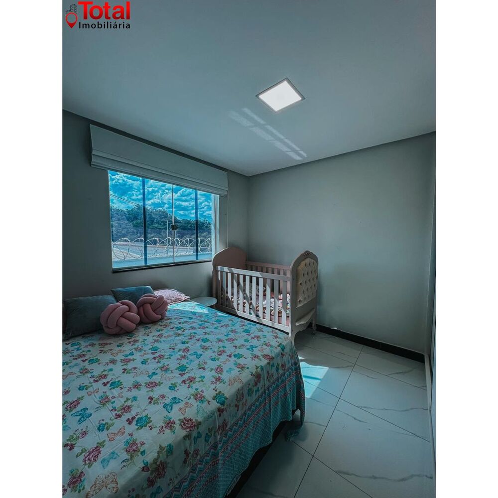 Casa à venda com 3 quartos, 212m² - Foto 5