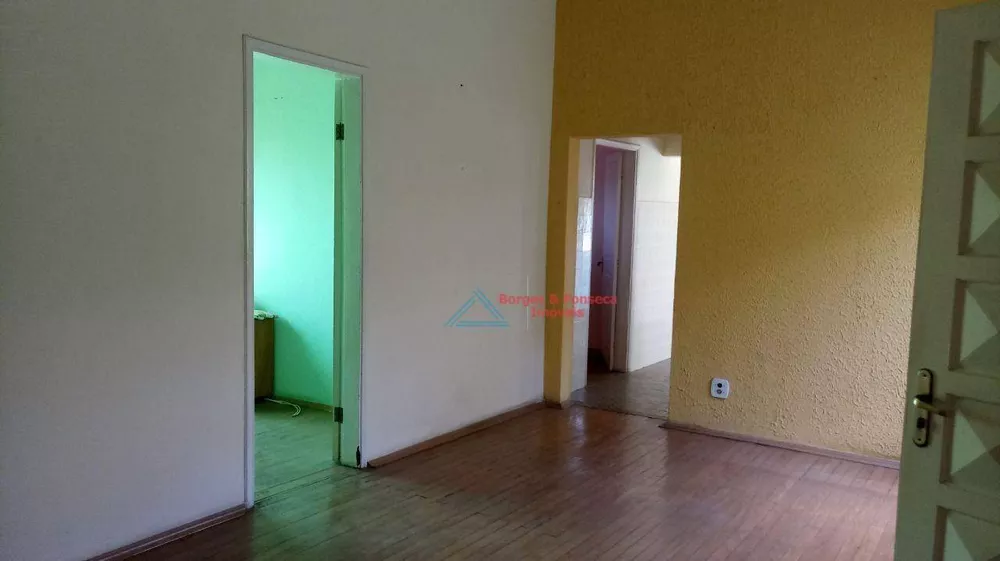 Casa à venda com 3 quartos, 250m² - Foto 3