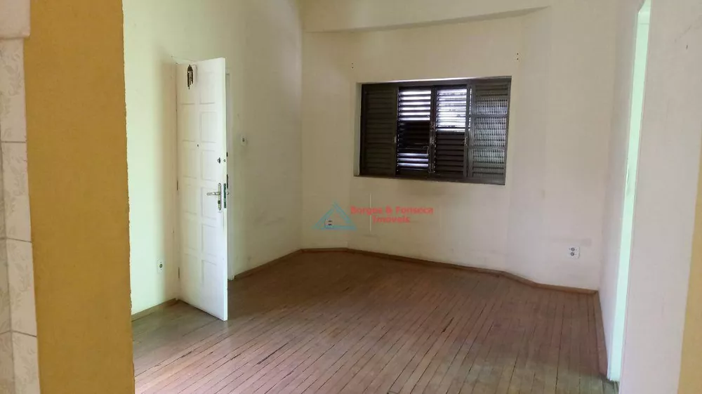 Casa à venda com 3 quartos, 250m² - Foto 4