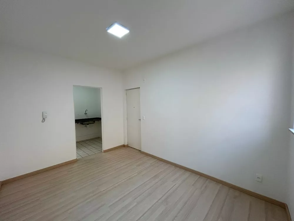 Apartamento à venda com 2 quartos, 50m² - Foto 2