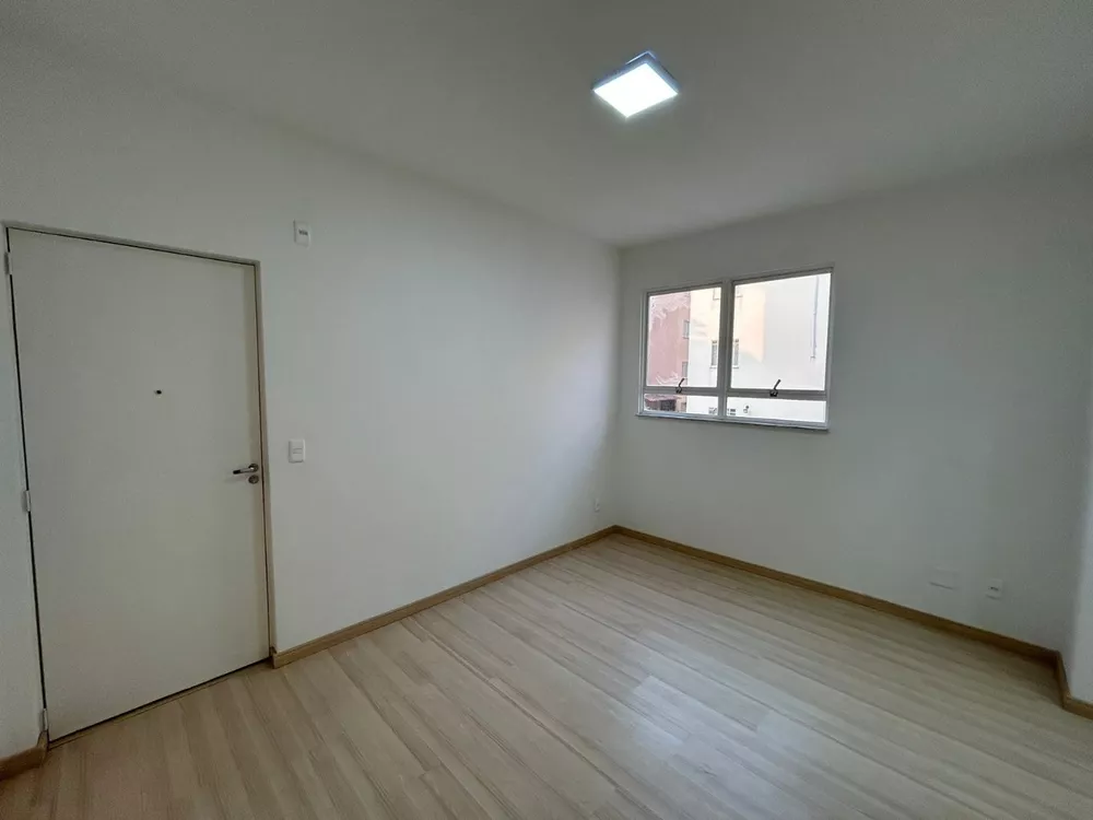 Apartamento à venda com 2 quartos, 50m² - Foto 4