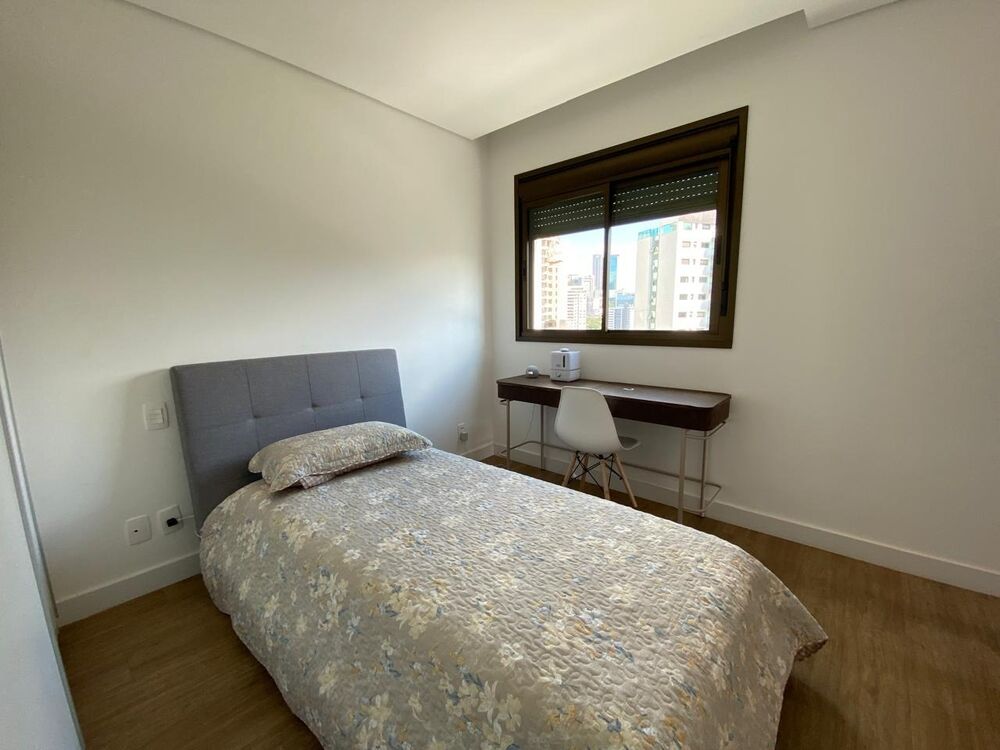 Apartamento à venda com 4 quartos, 173m² - Foto 4