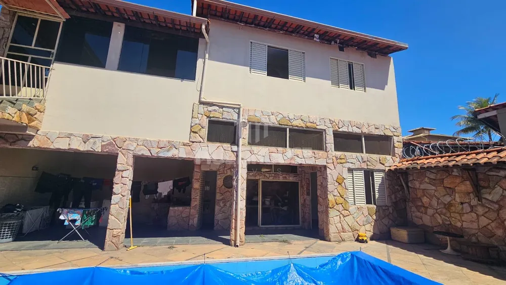 Casa, 6 quartos, 382 m² - Foto 1