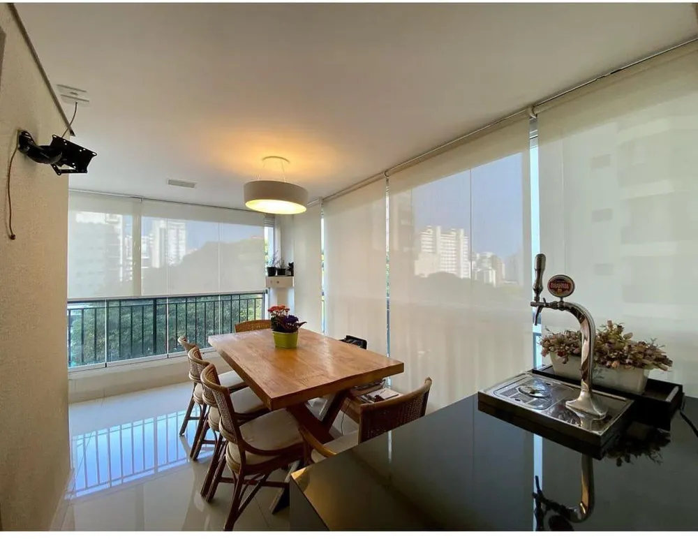 Apartamento, 4 quartos, 245 m² - Foto 1