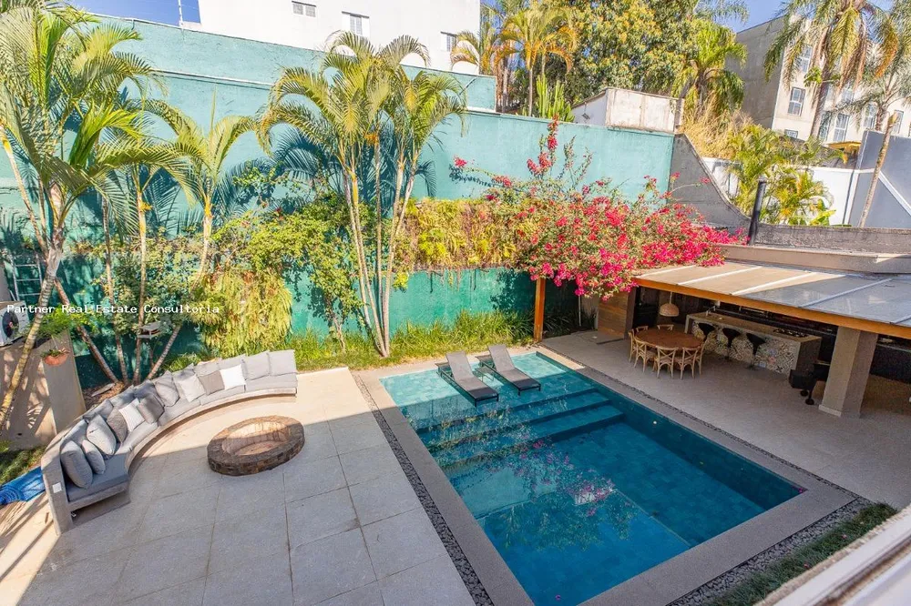 Casa, 4 quartos, 775 m² - Foto 1