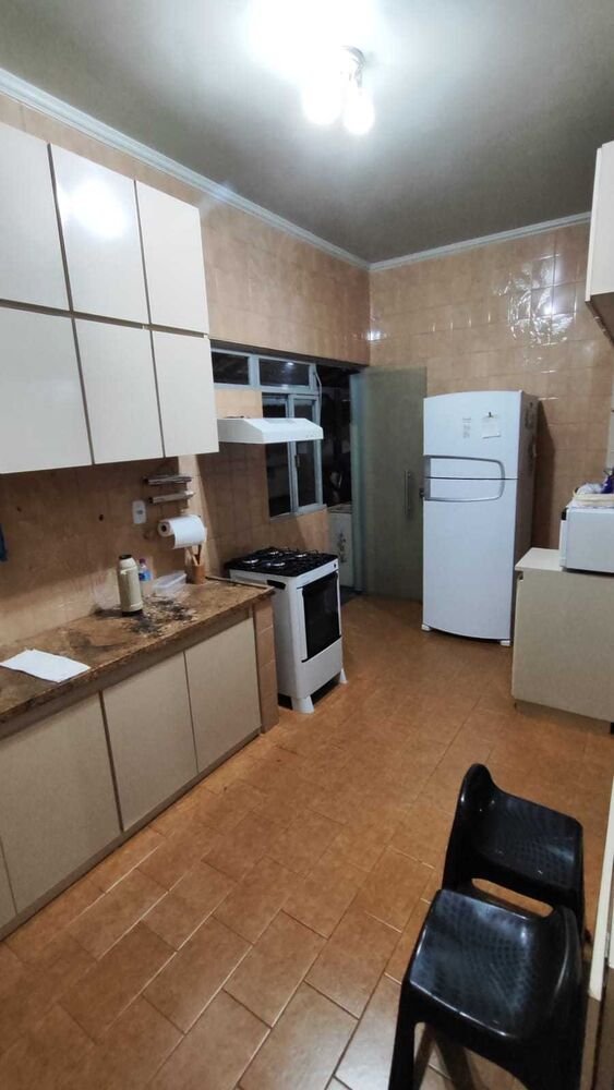 Casa para alugar com 4 quartos, 135m² - Foto 4