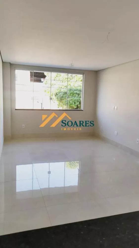 Casa à venda com 2 quartos, 360m² - Foto 18