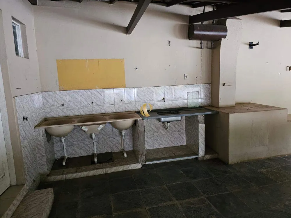 Chácara, 4 quartos, 2700 m² - Foto 4