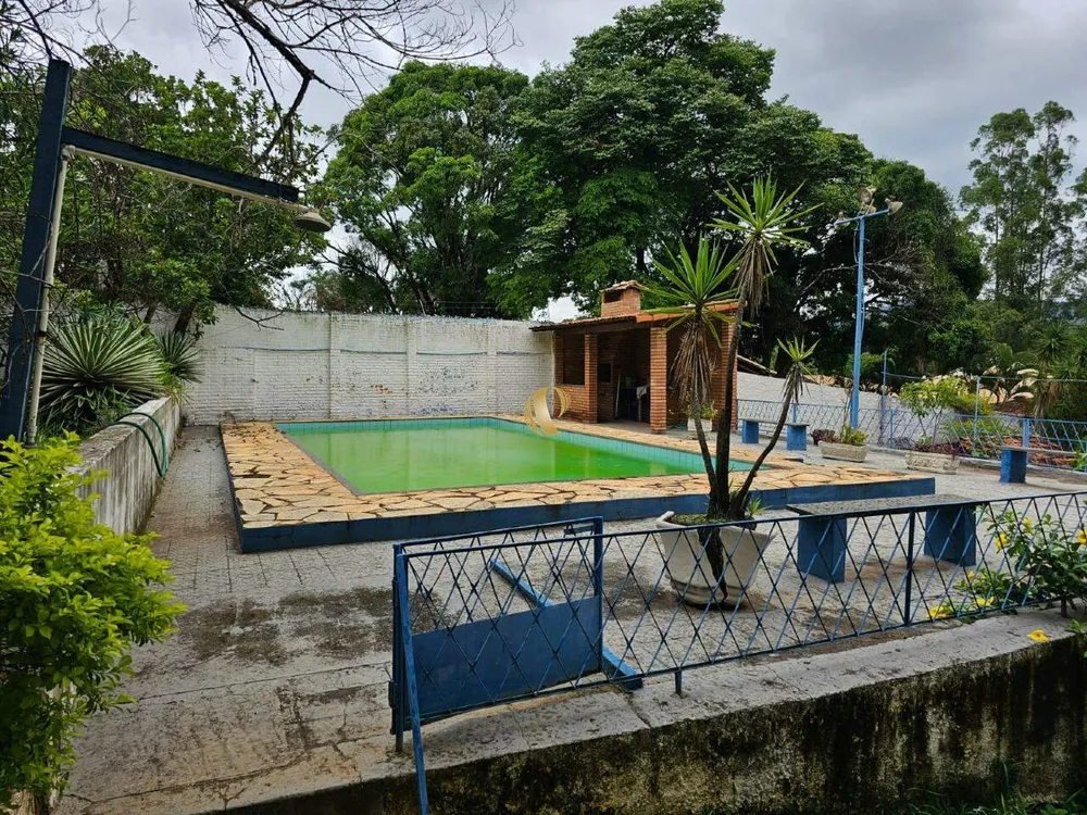Chácara, 4 quartos, 2700 m² - Foto 2
