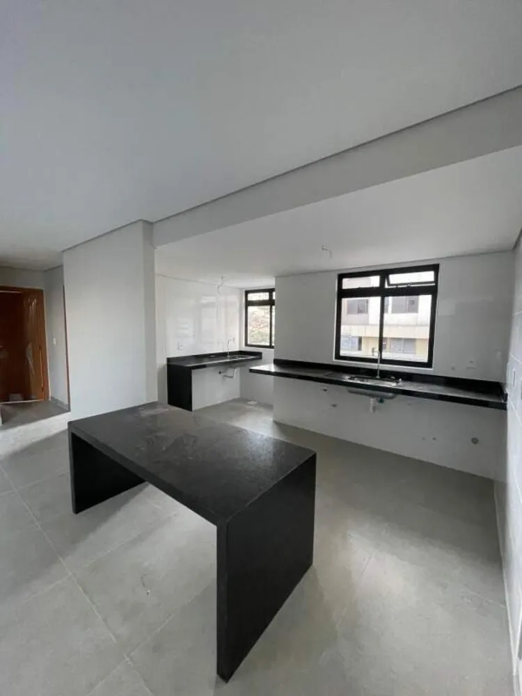Apartamento, 2 quartos, 77 m² - Foto 1