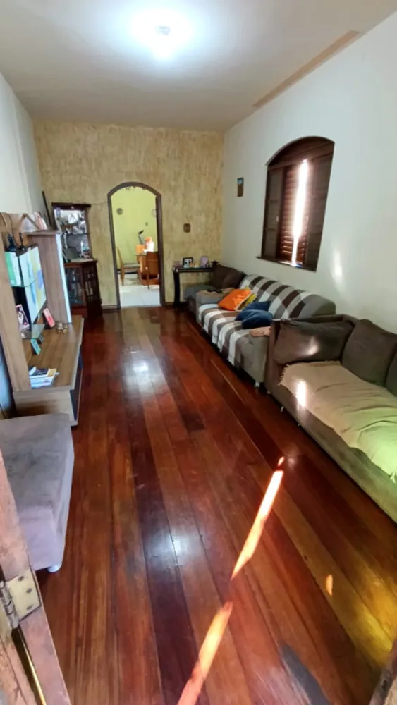 Casa, 3 quartos, 195 m² - Foto 1