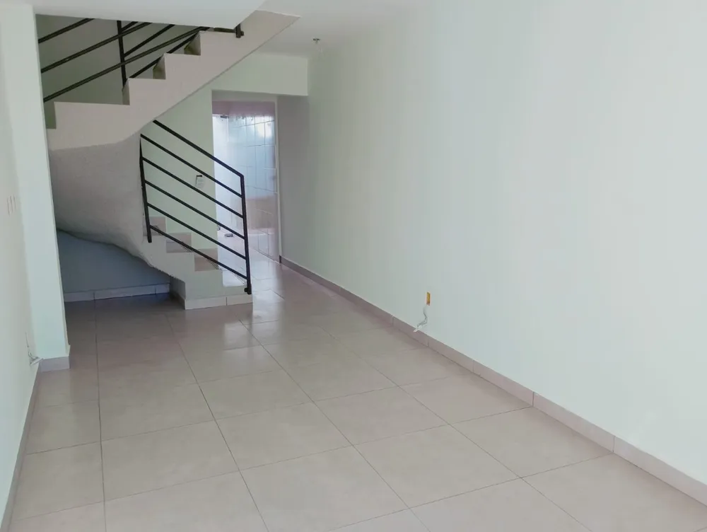 Casa, 2 quartos, 75 m² - Foto 2