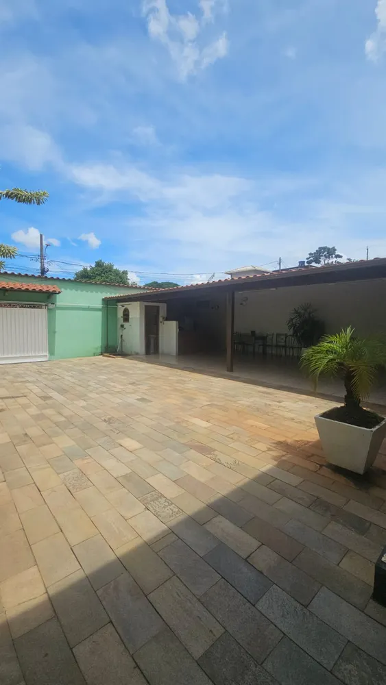 Casa, 4 quartos, 192 m² - Foto 1