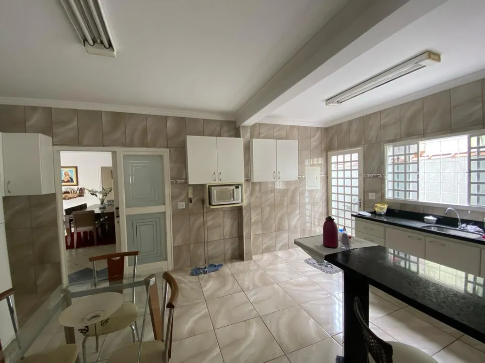 Casa, 4 quartos, 228 m² - Foto 6
