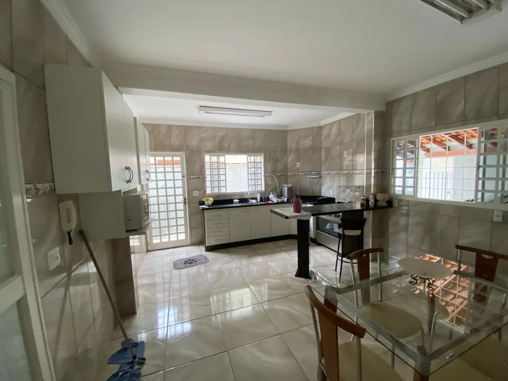 Casa, 4 quartos, 228 m² - Foto 5