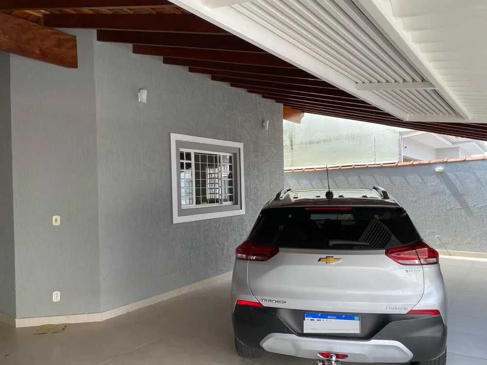 Casa, 4 quartos, 228 m² - Foto 2