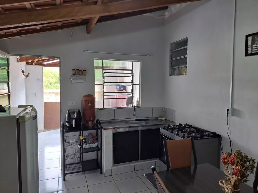 Casa à venda com 3 quartos, 49m² - Foto 9