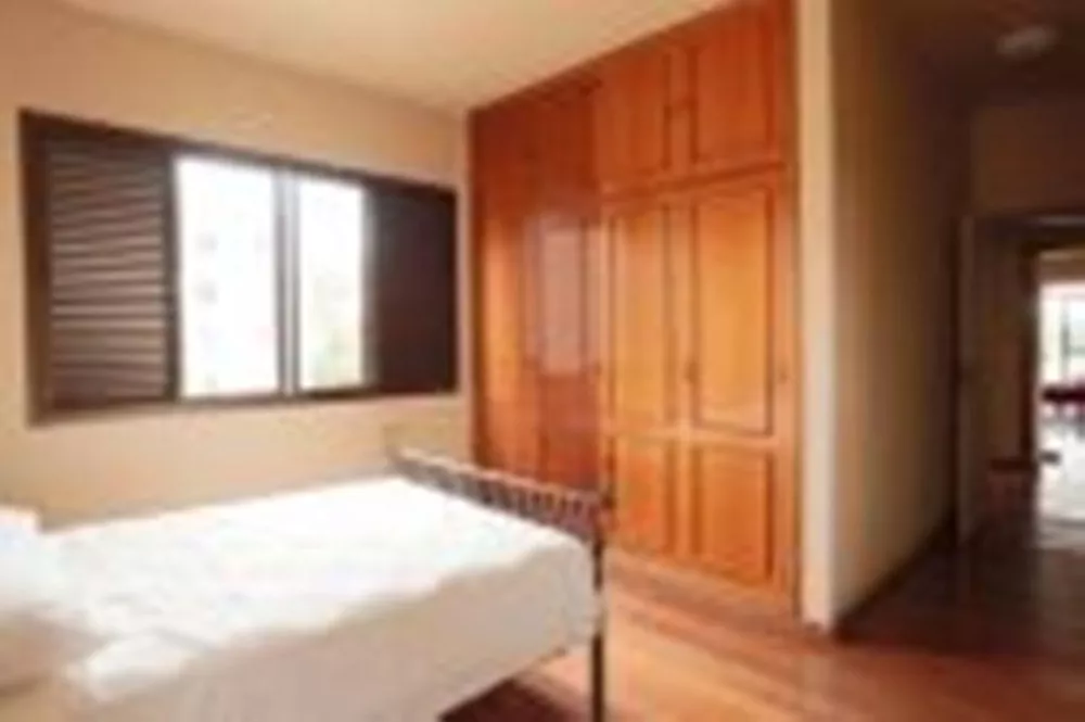 Apartamento à venda com 3 quartos, 140m² - Foto 4