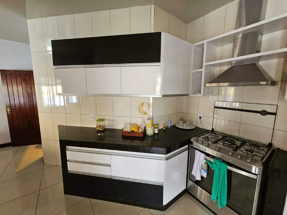 Casa, 4 quartos, 268 m² - Foto 9