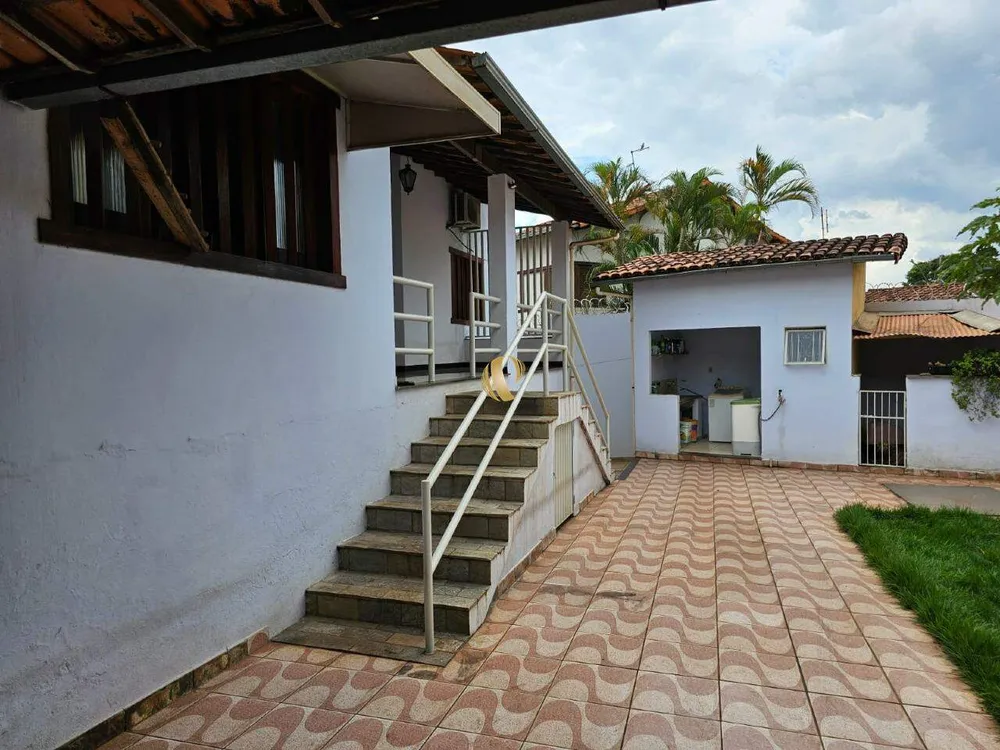 Casa, 4 quartos, 268 m² - Foto 3