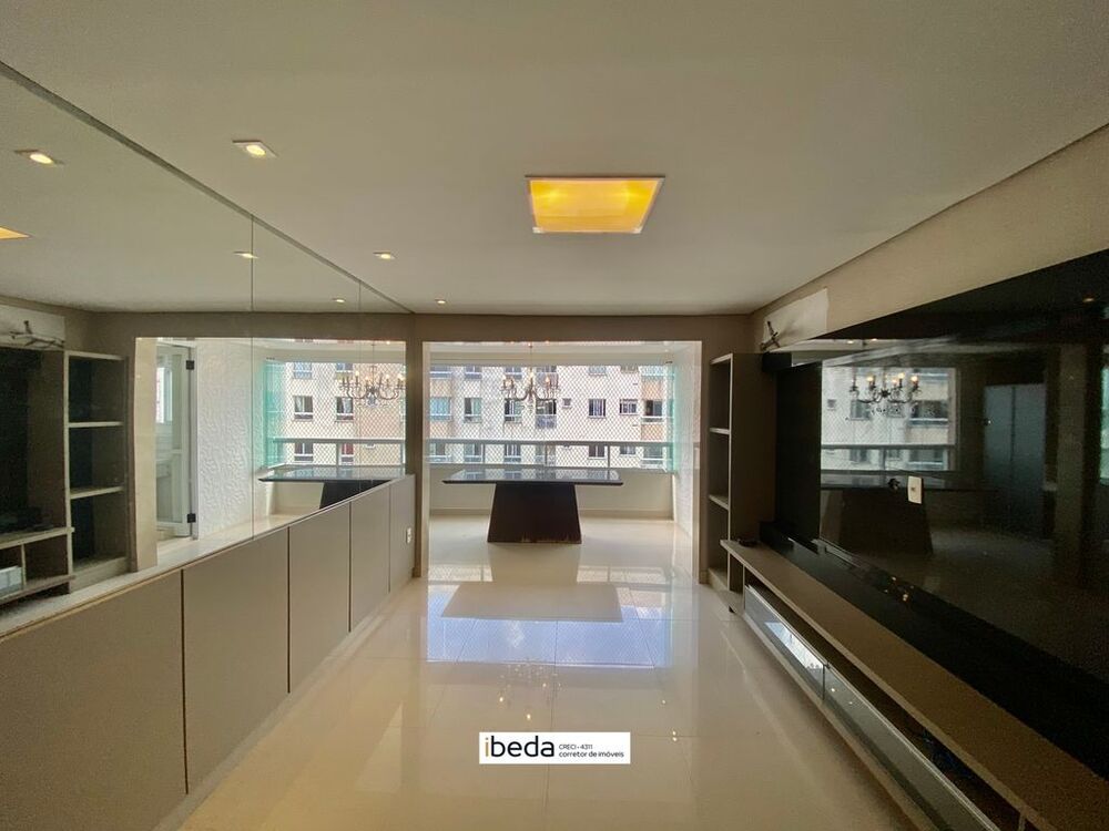 Cobertura à venda com 3 quartos, 236m² - Foto 3