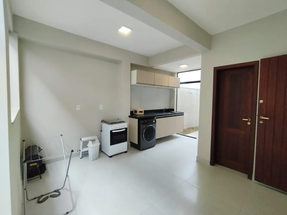 Casa, 4 quartos, 290 m² - Foto 6