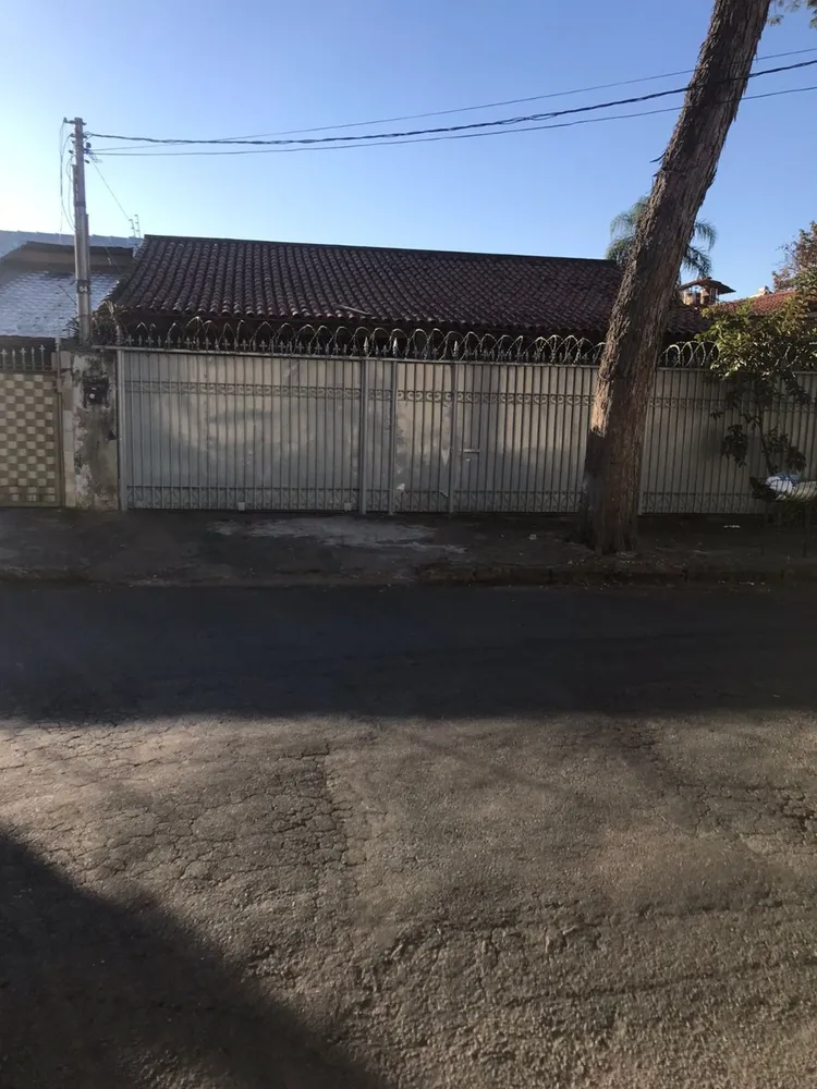 Casa, 4 quartos, 235 m² - Foto 2