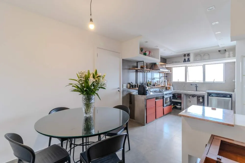 Apartamento, 4 quartos, 213 m² - Foto 2