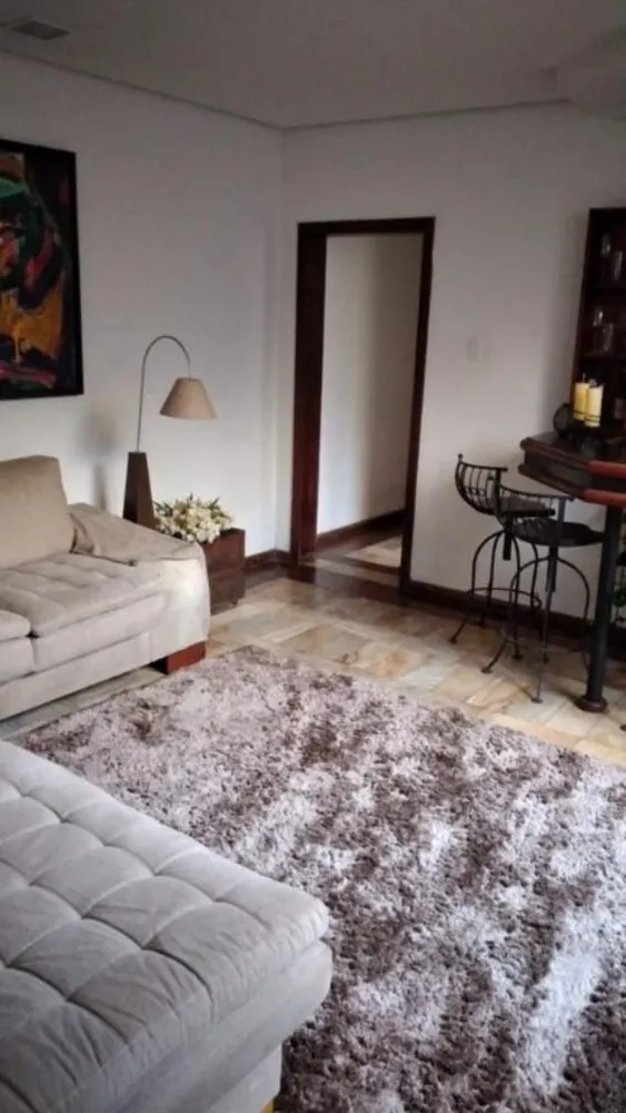 Casa, 4 quartos, 201 m² - Foto 1