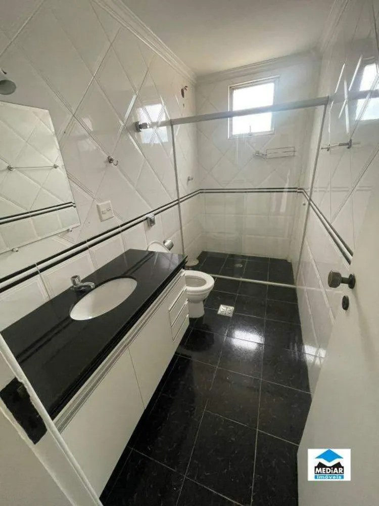 Apartamento, 4 quartos, 220 m² - Foto 1