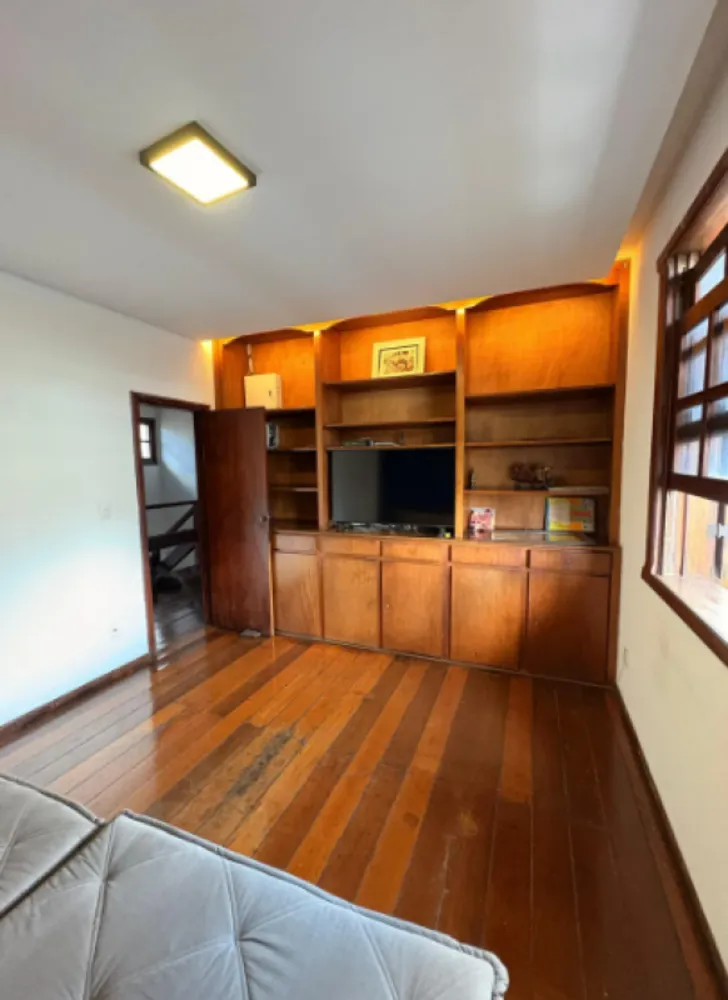 Casa, 4 quartos, 250 m² - Foto 13