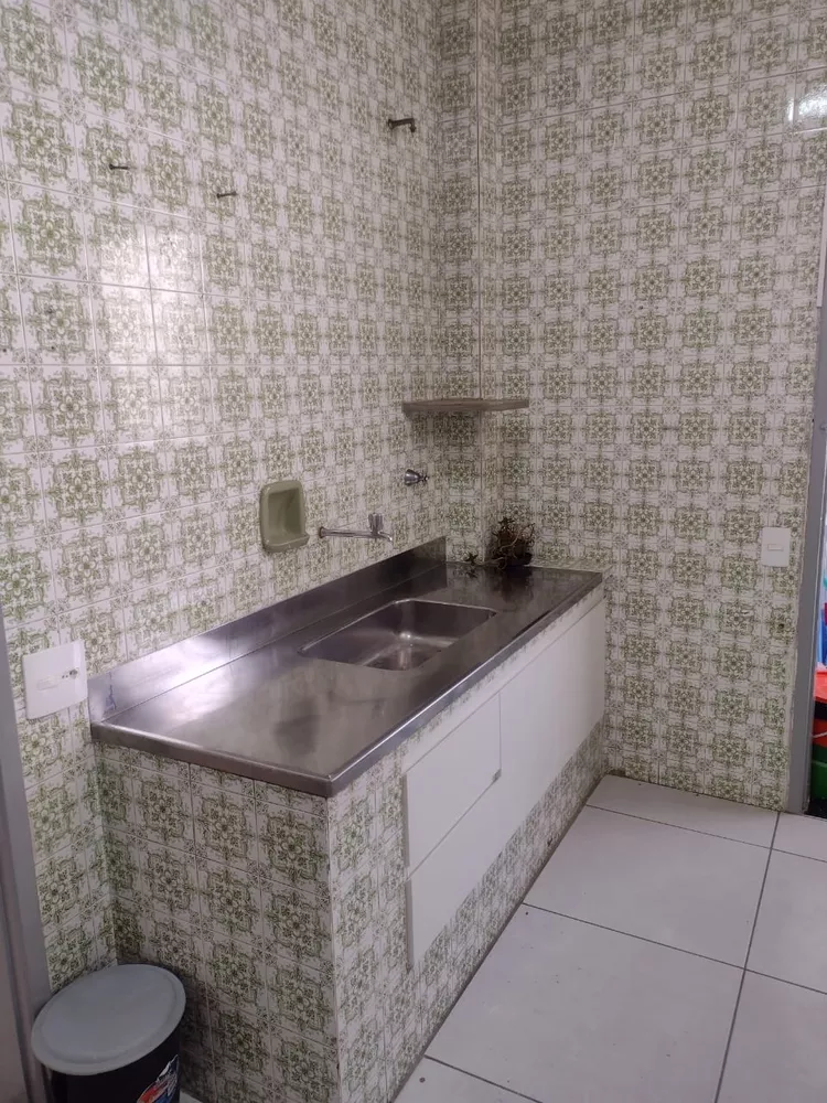 Apartamento para alugar com 2 quartos, 70m² - Foto 13