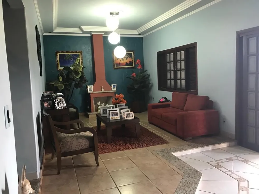 Casa, 3 quartos, 273 m² - Foto 2