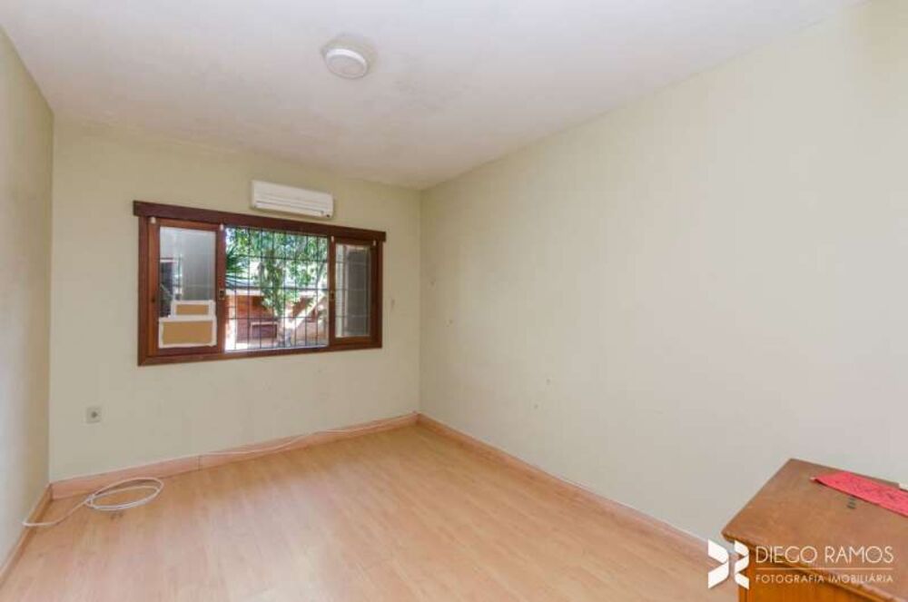 Casa à venda com 4 quartos, 186m² - Foto 4