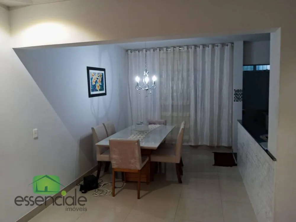 Casa, 3 quartos, 270 m² - Foto 2