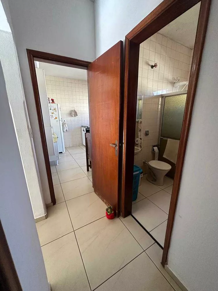 Casa à venda com 2 quartos, 182m² - Foto 4