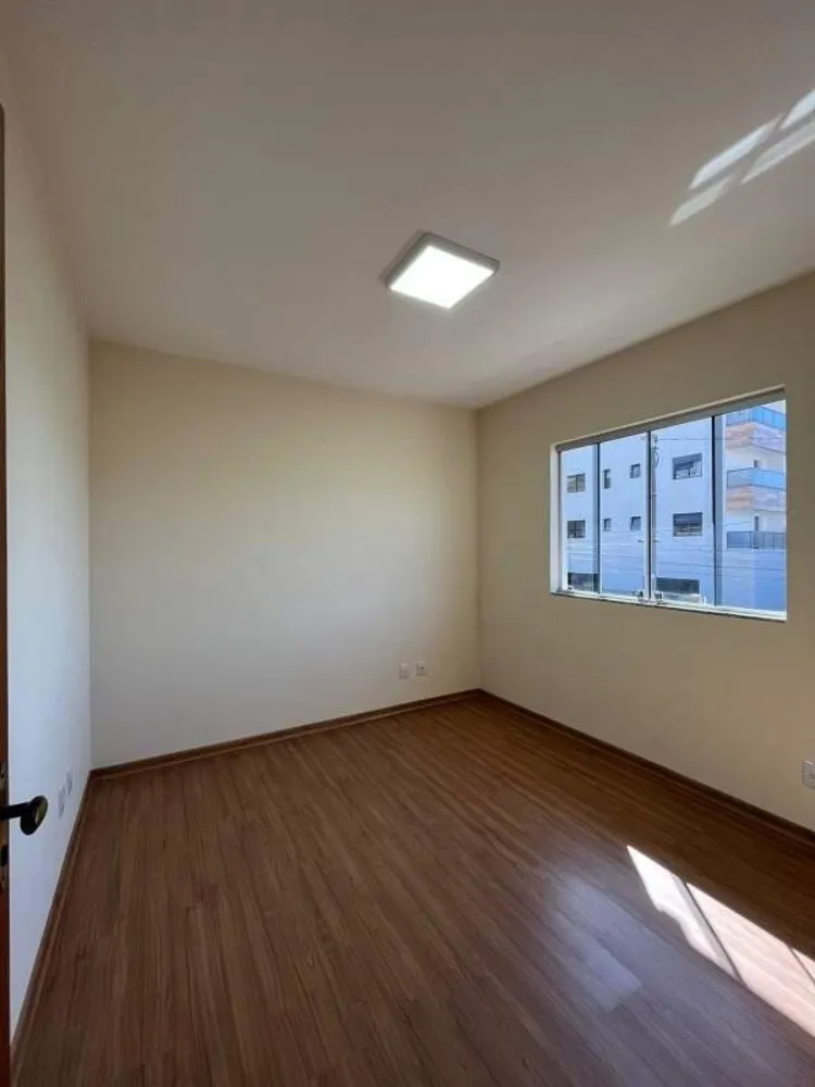 Casa, 4 quartos, 200 m² - Foto 3