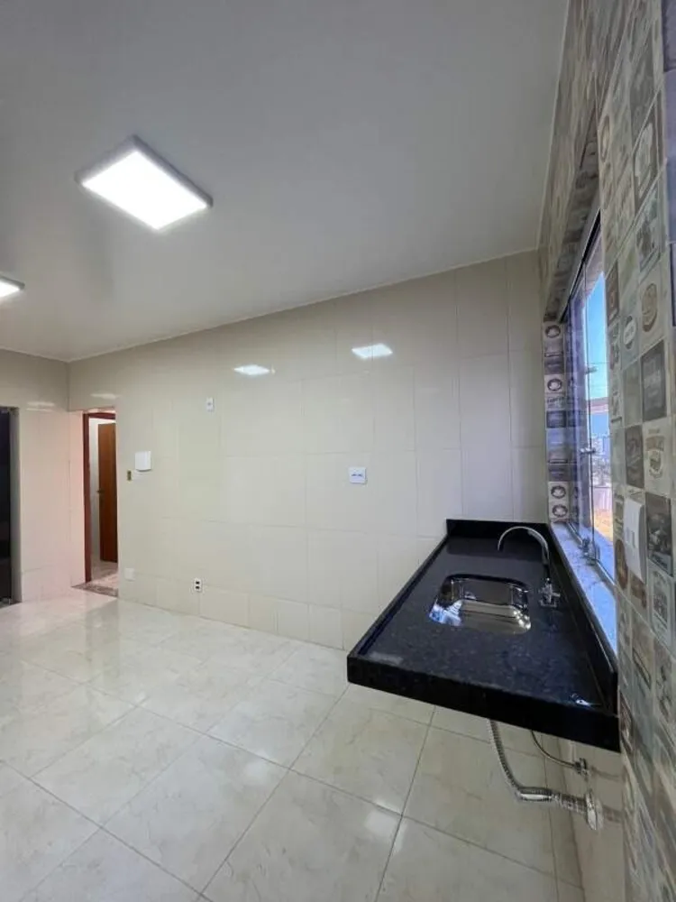 Casa, 4 quartos, 200 m² - Foto 11