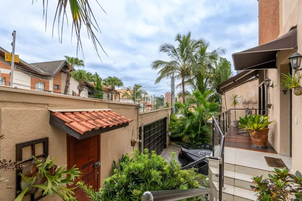 Casa, 5 quartos, 270 m² - Foto 1