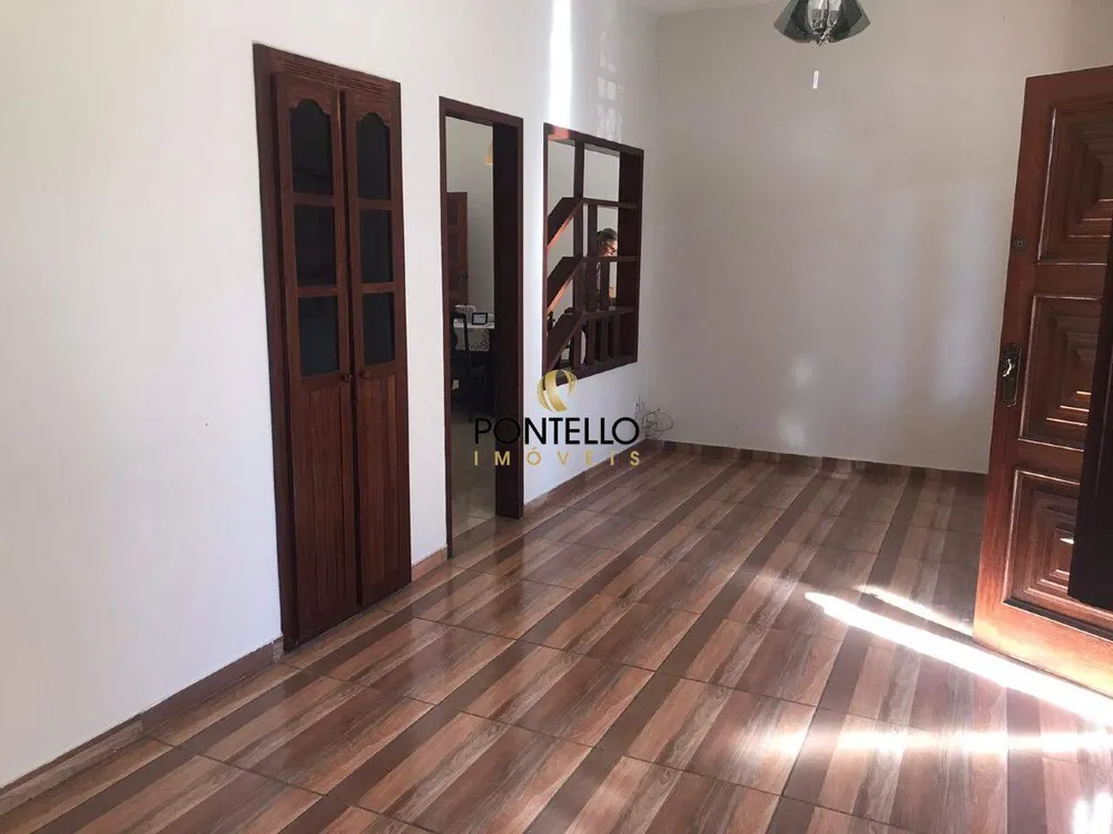 Casa, 3 quartos, 201 m² - Foto 4