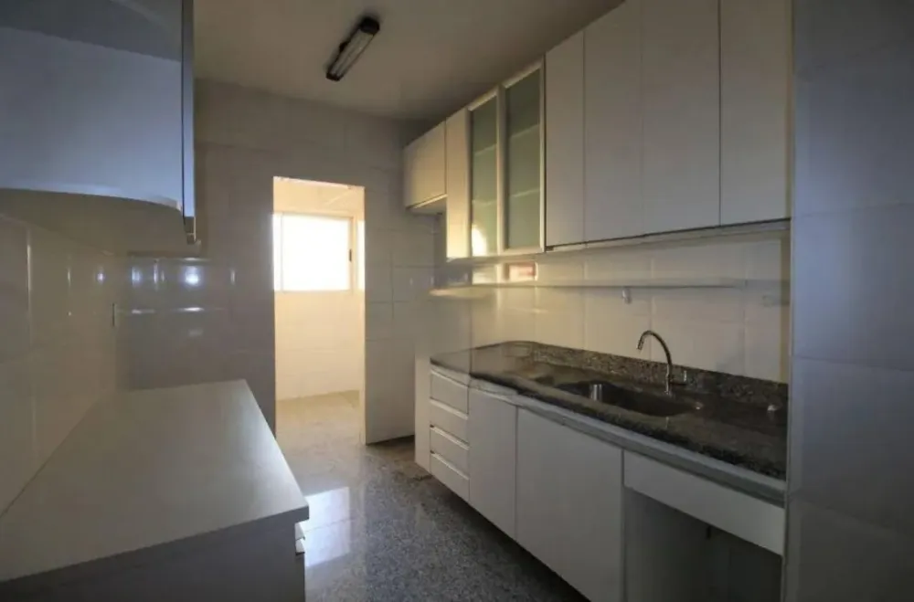 Cobertura, 3 quartos, 240 m² - Foto 2