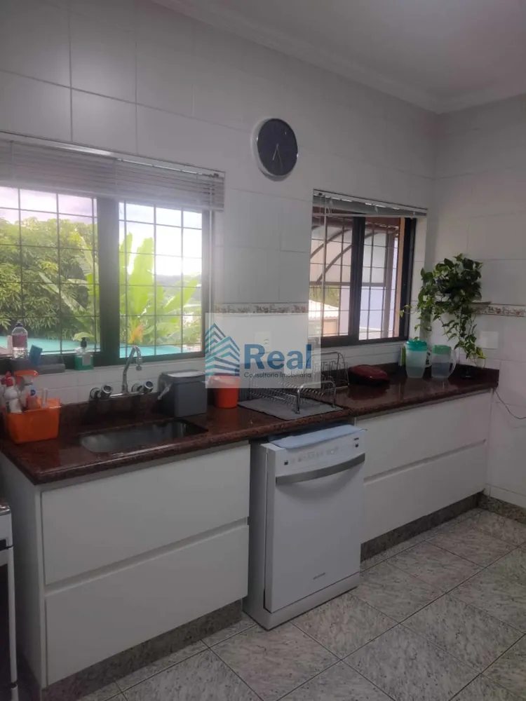 Casa, 4 quartos, 1175 m² - Foto 5